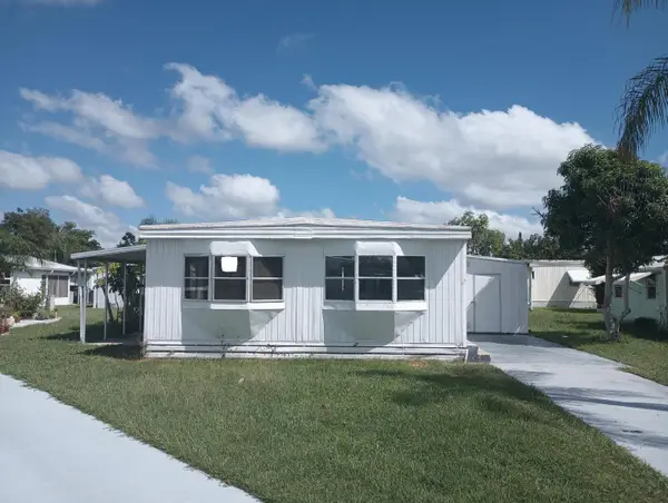 5 Florencia Lane, Port St Lucie, FL 34952