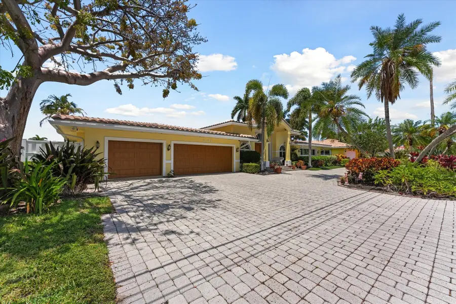 2141 NE 29th Street, Lighthouse Point, FL 33064 - #3