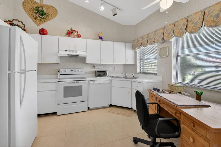 5907 Parkwalk Drive, Boynton Beach, FL 33472 - #2