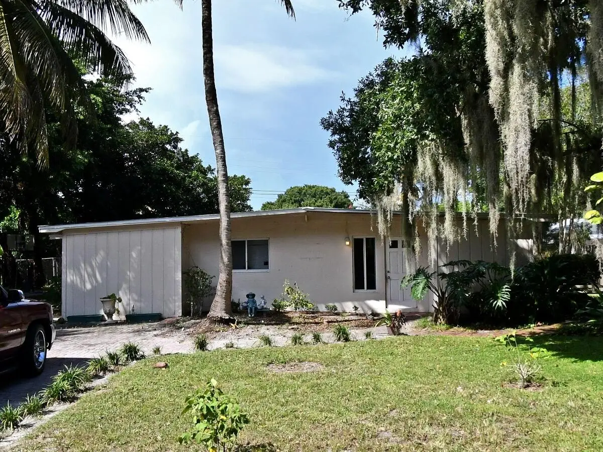 336 Borraclough Street, Fort Pierce, FL 34982 - #1