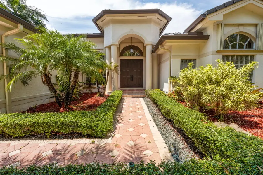 10251 N Lake Vista Circle, Davie, FL 33328 - #3