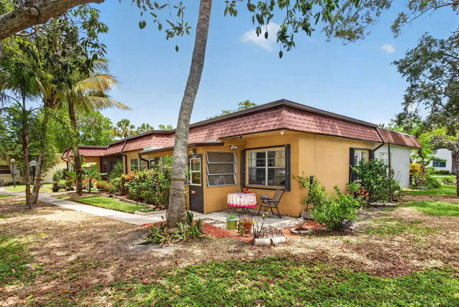 2002 SW Natura Boulevard #B, Deerfield Beach, FL 33441 - #2