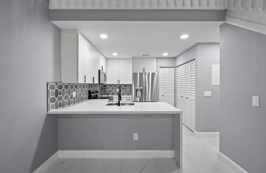 7125 Sportsman Drive, North Lauderdale, FL 33068 - #3
