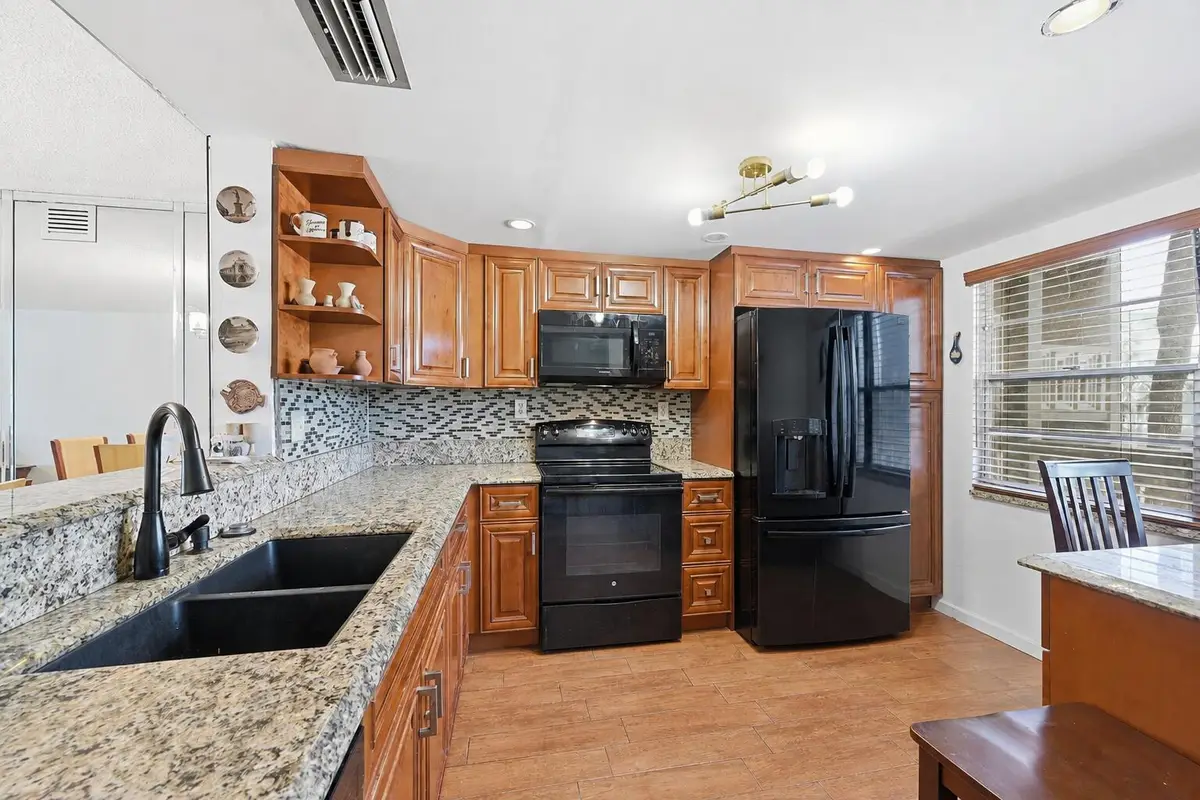 3005 Portofino Isle #M2, Coconut Creek, FL 33066 - #1