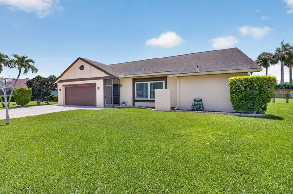 8344 Blue Cypress Drive, Lake Worth, FL 33467