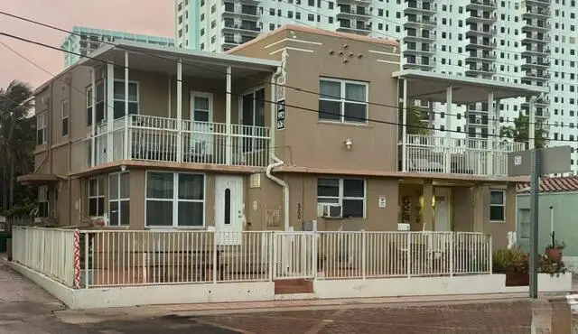 300 Georgia Street #1-5, Hollywood, FL 33019 - #3