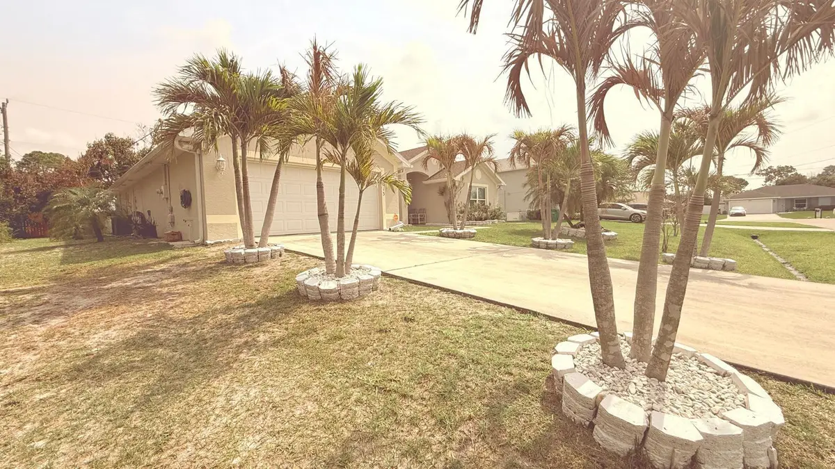 1613 SW Whipple Avenue, Port Saint Lucie, FL 34953 - #1