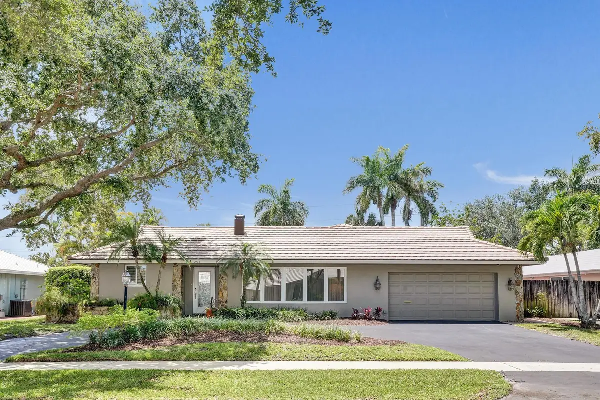 291 SW 75th Terrace, Plantation, FL 33317 - #1