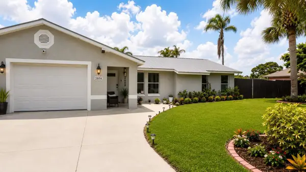 2068 SE Triumph Road, Port St Lucie, FL 34952