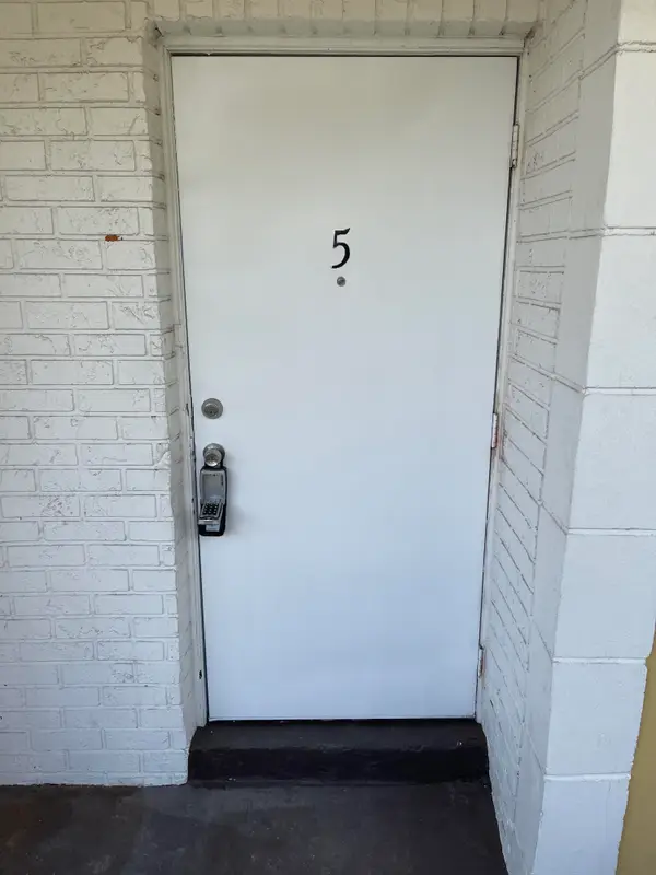 440 SE 2nd Avenue #5, Deerfield Beach, FL 33441
