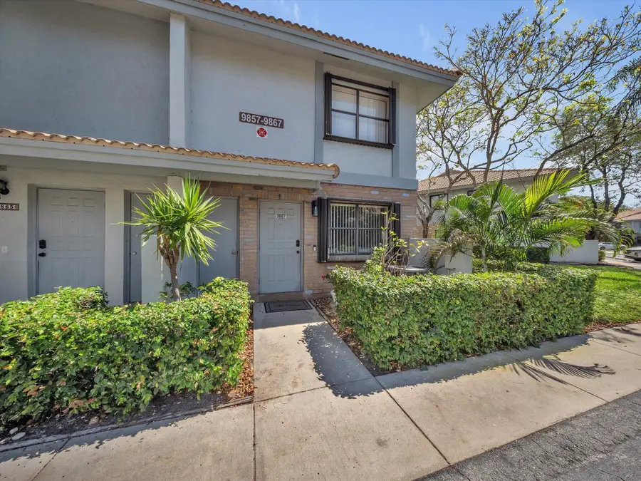 9867 Riverside Drive, Coral Springs, FL 33071 - #3