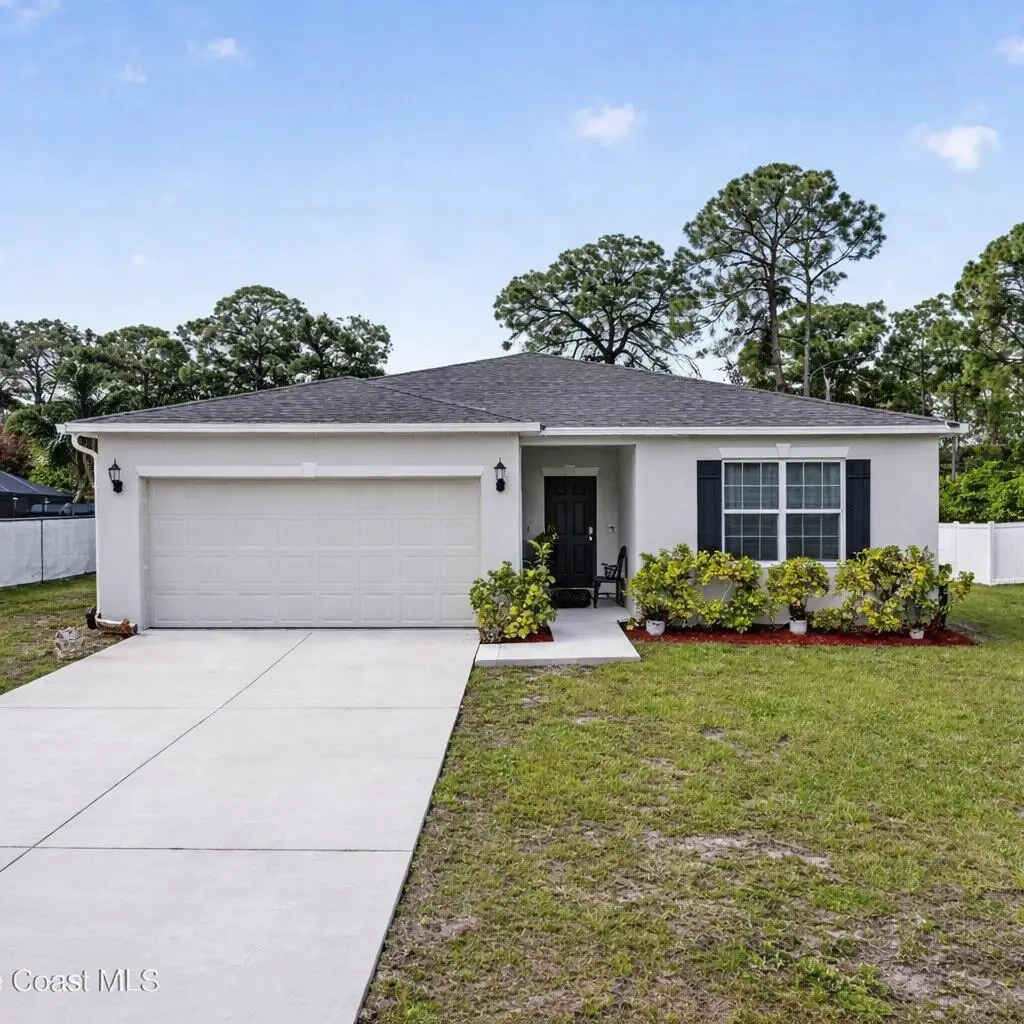 180 SE Dolphin St Street Se, Palm Bay, FL 32909 - #1