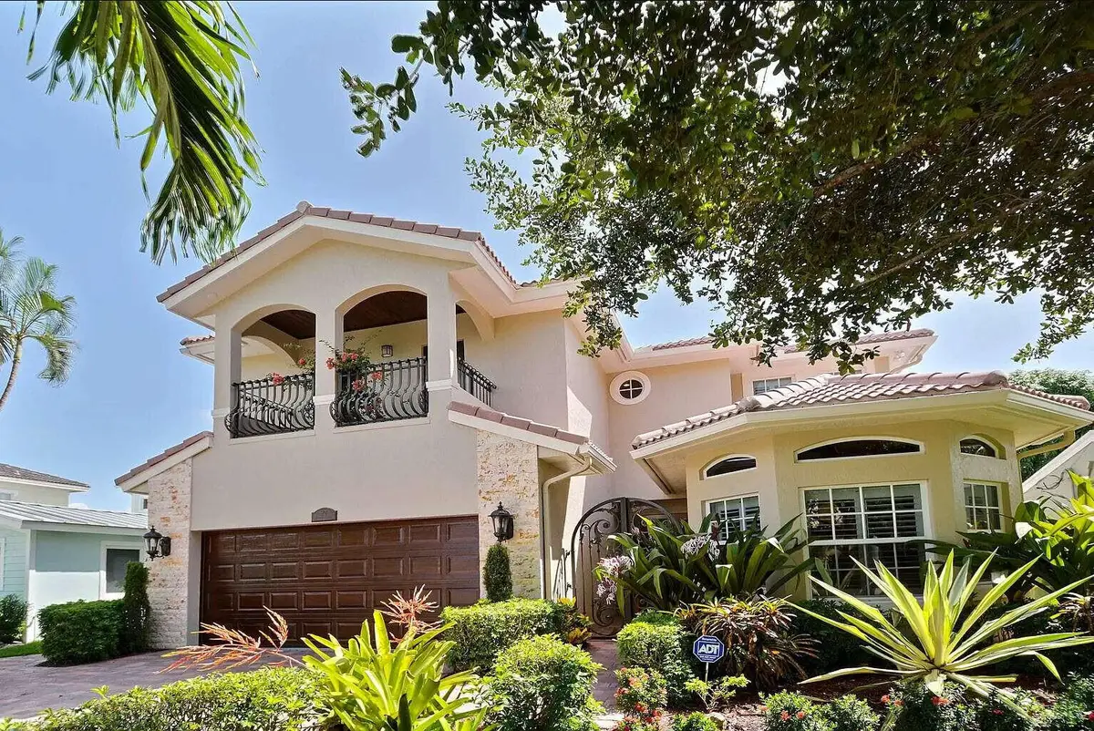 512 NE 12th Avenue, Fort Lauderdale, FL 33301 - #1
