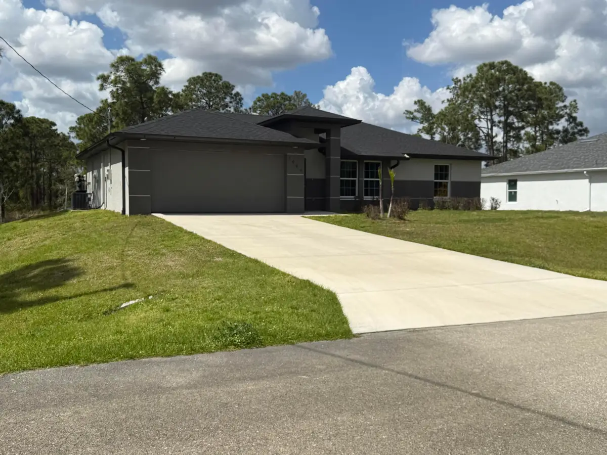 1046 S Cheney Ave Avenue S, Lehigh Acres, FL 33974 - #1