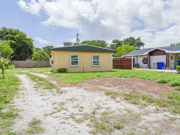 4716 29th Avenue, Vero Beach, FL 32967