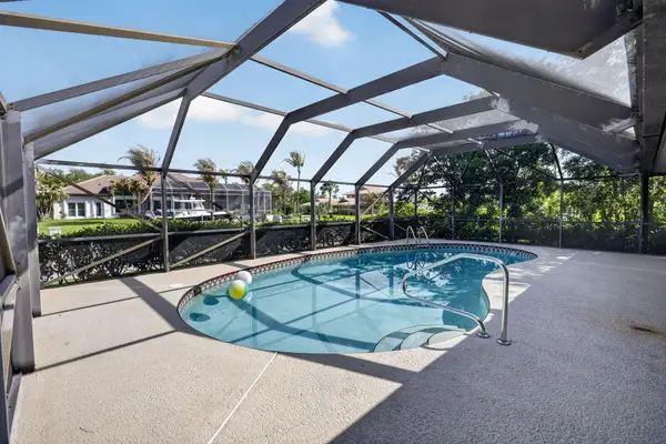 9055 SE Harbor Island Way, Hobe Sound, FL 33455