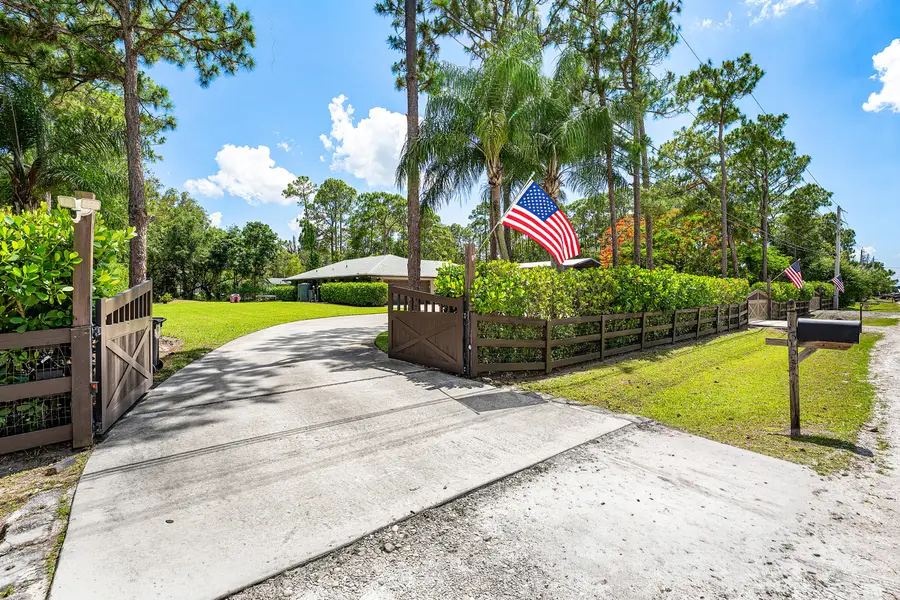 13530 N 59th Ct Court N, The Acreage, FL 33411 - #2