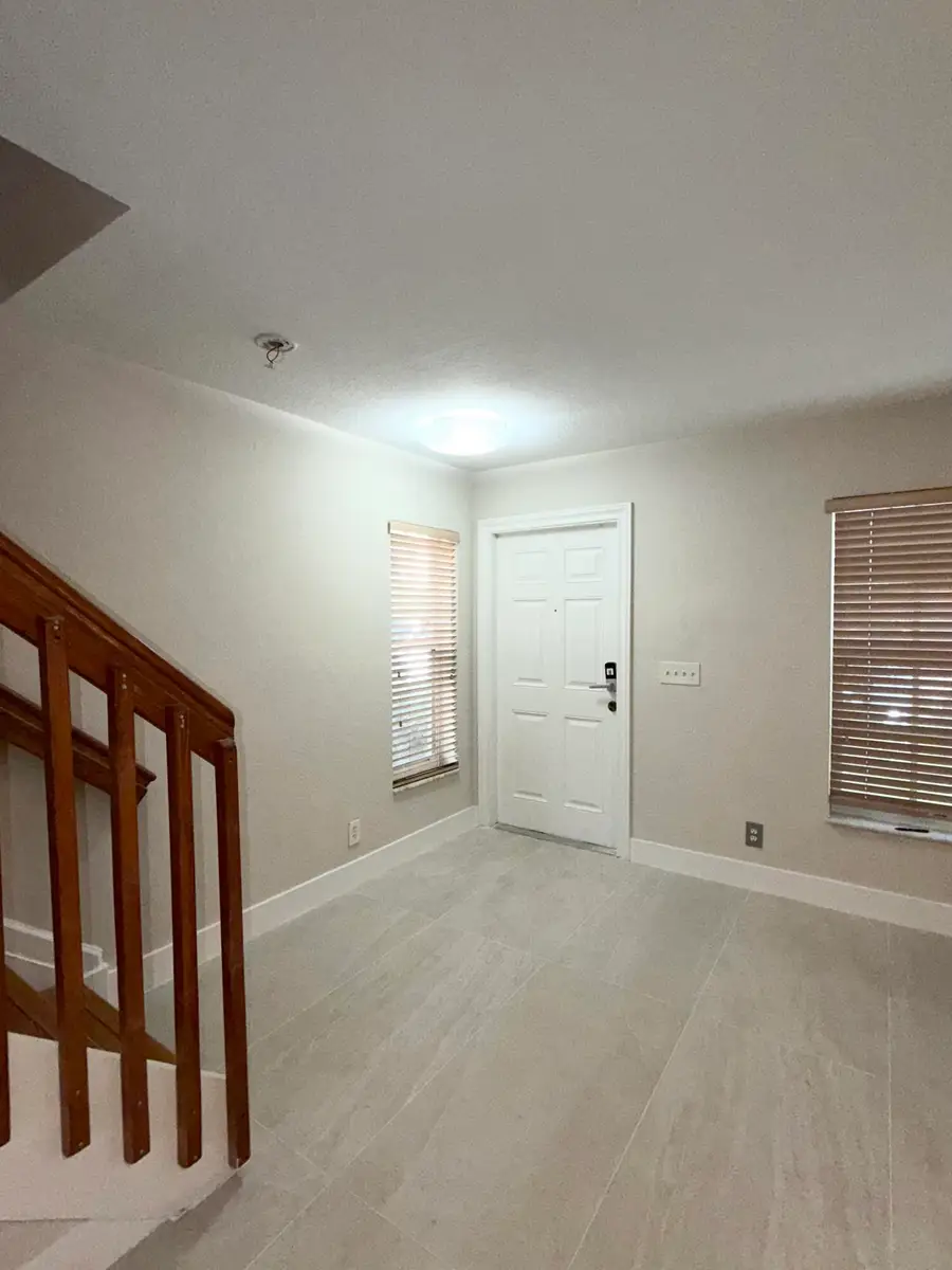 816 Summit Lake Drive, West Palm Beach, FL 33406 - #3