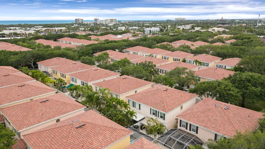 23 Live Oak Circle, Tequesta, FL 33469 - #2