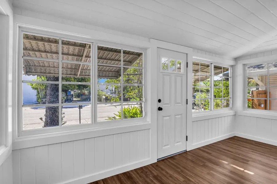 427 N J Street, Lake Worth Beach, FL 33460 - #2