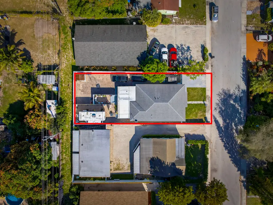 623 S Pine Street, Lake Worth Beach, FL 33460 - #2