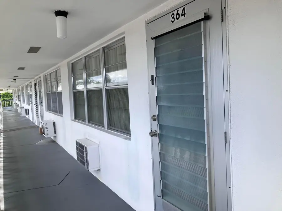 364 Northampton Road, West Palm Beach, FL 33417 - #3