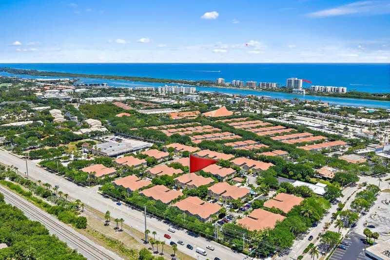 114 Lighthouse Circle #Unit C, Tequesta, FL 33469 - #3
