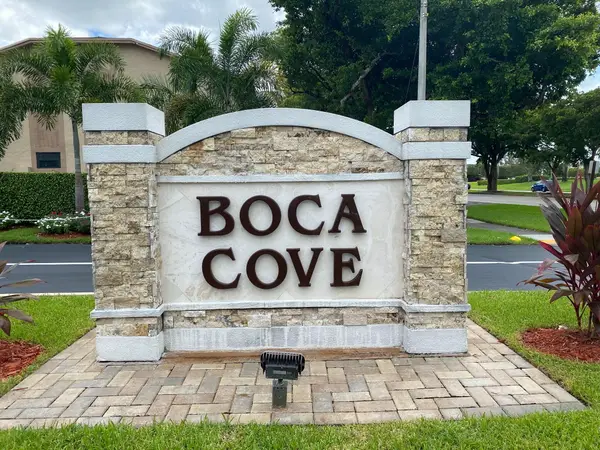 9521 Boca Cove Circle #505, Boca Raton, FL 33428
