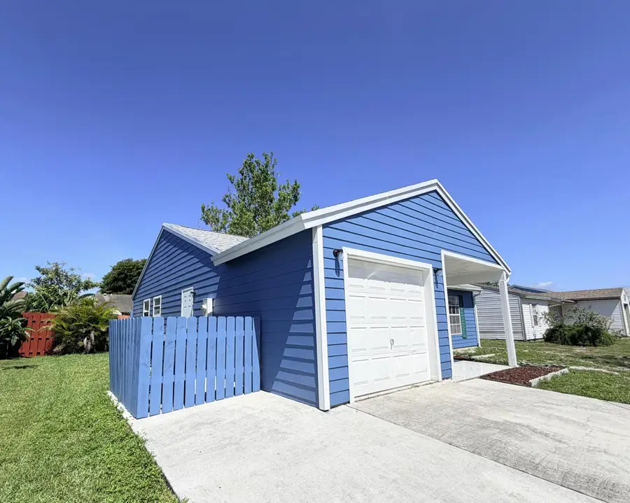 5271 Harwood Lane, Greenacres, FL 33467 - #2