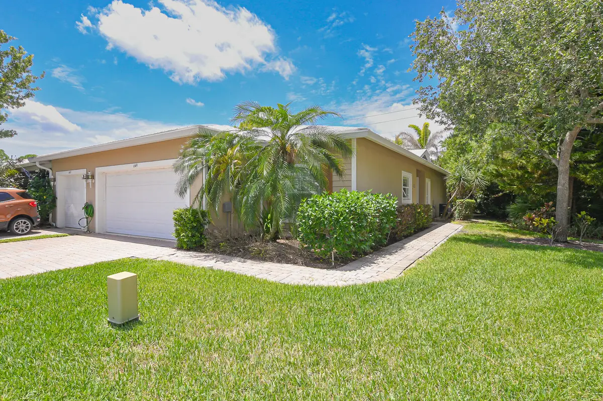 649 NE Bent Paddle Lane, Port Saint Lucie, FL 34983 - #1