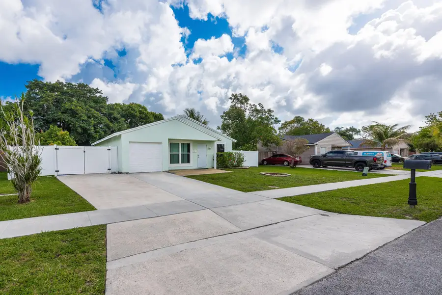 10117 Mikado Lane, Royal Palm Beach, FL 33411 - #2