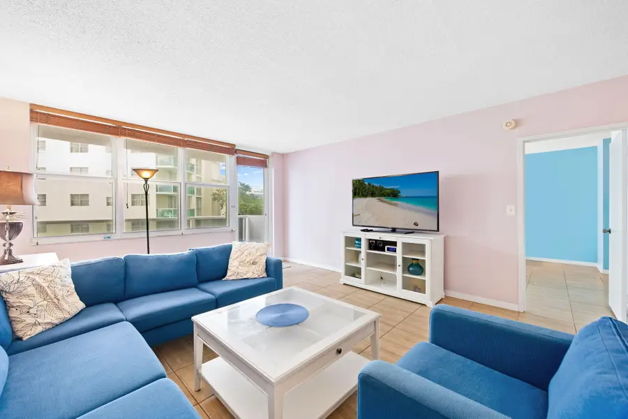 3725 S Ocean Drive #420, Hollywood, FL 33019 - #2