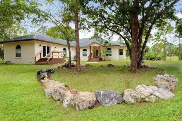 4935 Lame Panther Lane, Loxahatchee, FL 33470