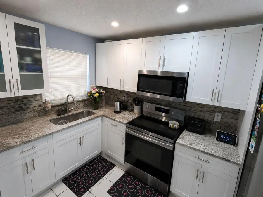 7900 SW 7th Place, North Lauderdale, FL 33068 - #3