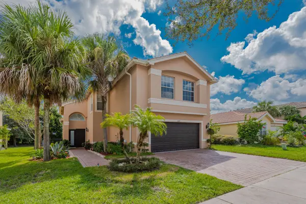 622 S Peppergrass Run S, Royal Palm Beach, FL 33411