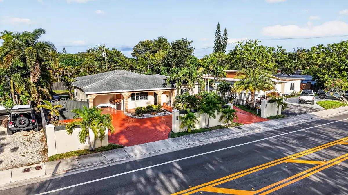 1412 NE 15th Avenue, Fort Lauderdale, FL 33304 - #1