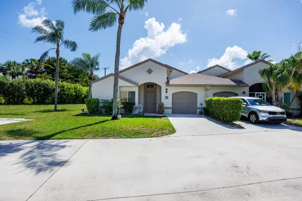 9497 Boca Gardens Parkway #A, Boca Raton, FL 33496
