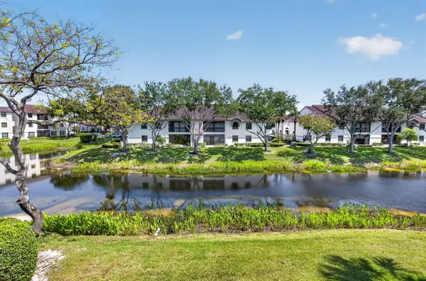 5153 Floria Drive #M, Boynton Beach, FL 33437
