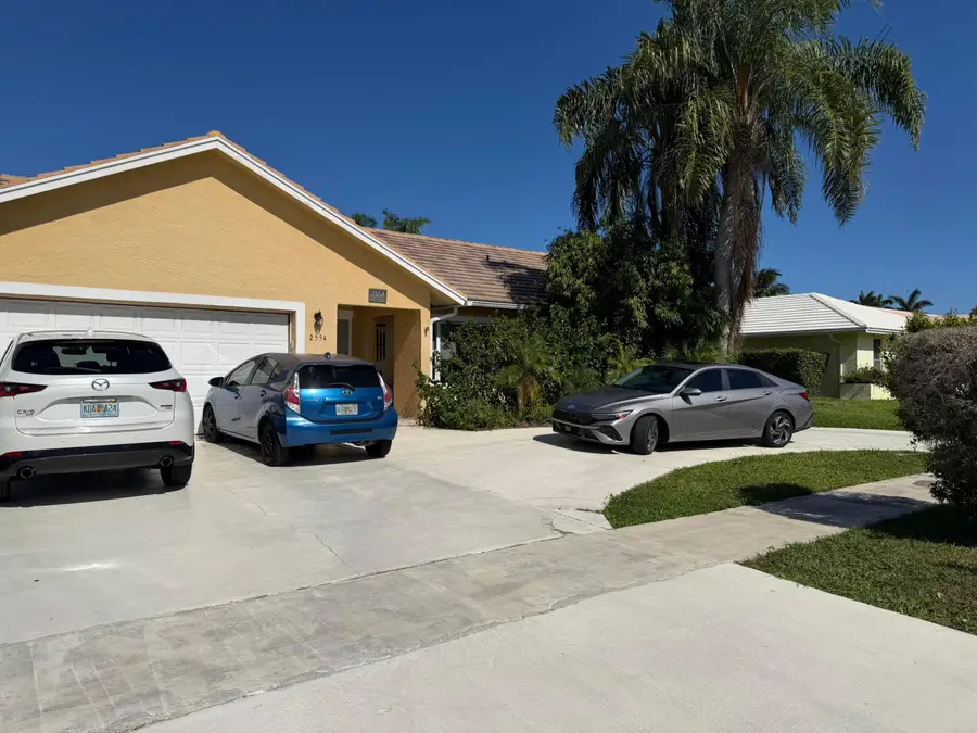 2554 SW 23rd Cranbrook Drive, Boynton Beach, FL 33436 - #2