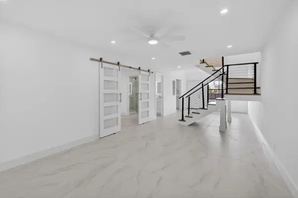 16265 Avocado Way, Delray Beach, FL 33484