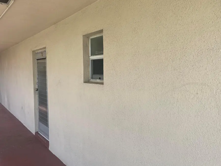 506 Davis Road #70, Palm Springs, FL 33461 - #3