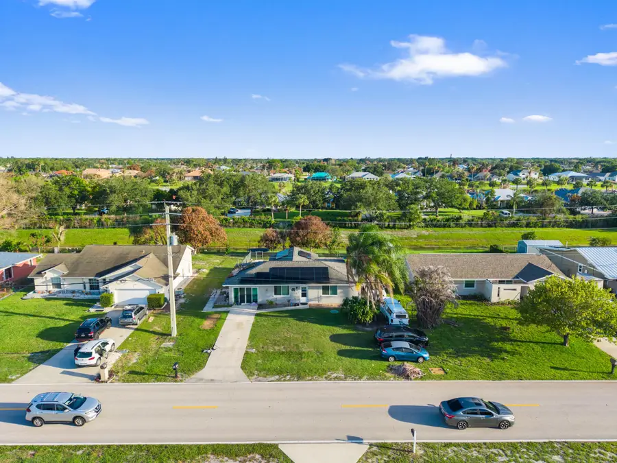 386 SE Oakridge Drive, Port Saint Lucie, FL 34984 - #2