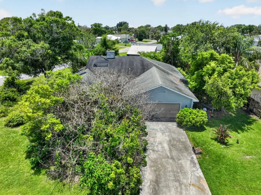 674 SE Starfish Avenue, Port Saint Lucie, FL 34983 - #3