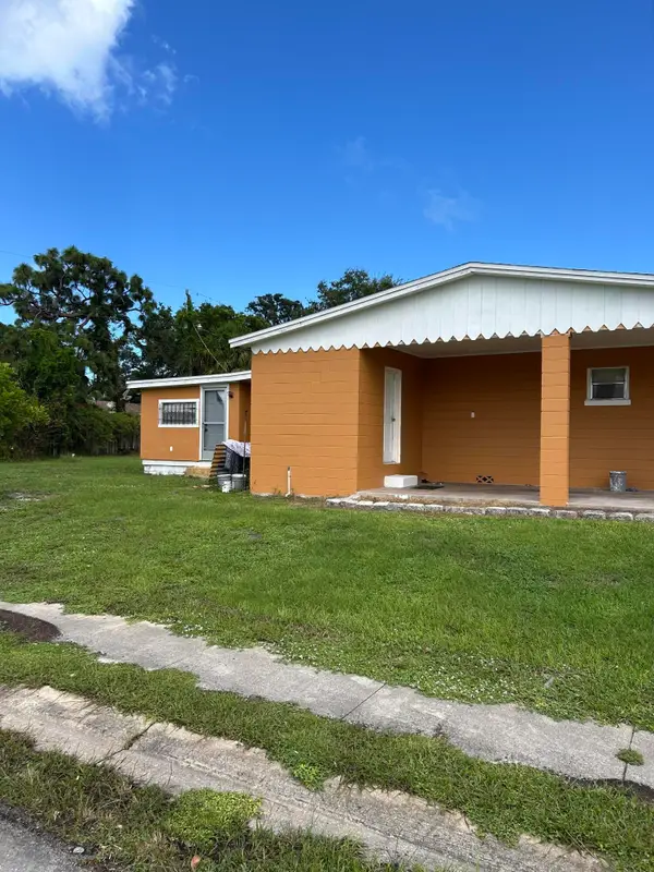 600 Roberts Street, Melbourne, FL 32901