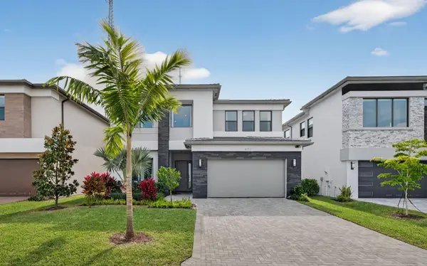 8252 Essex Country Club Drive, Boca Raton, FL 33434