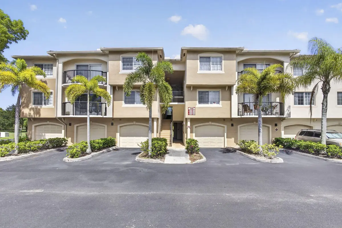 800 S Crestwood Ct Court S #809, Royal Palm Beach, FL 33411 - #1