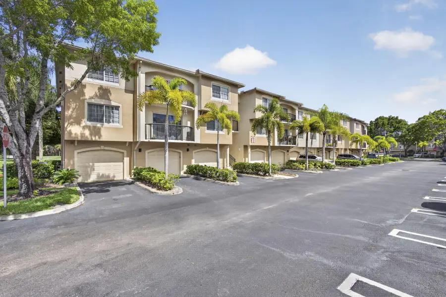 800 S Crestwood Ct Court S #809, Royal Palm Beach, FL 33411 - #2