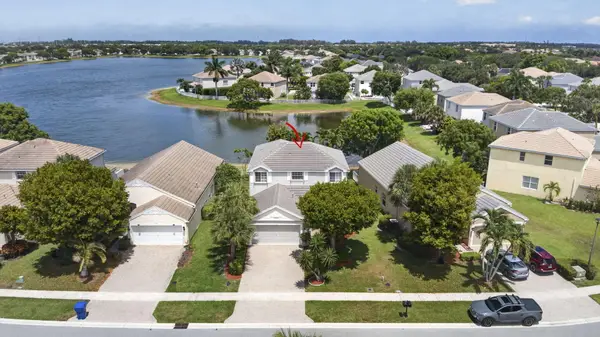 214 Berenger Walk, Royal Palm Beach, FL 33414