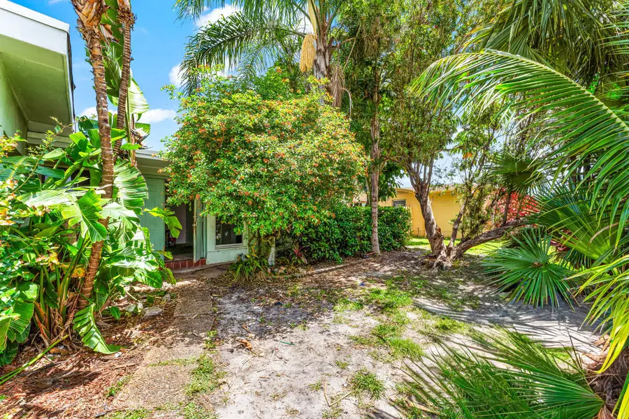 8961 Sunset Strip, Sunrise, FL 33322 - #2