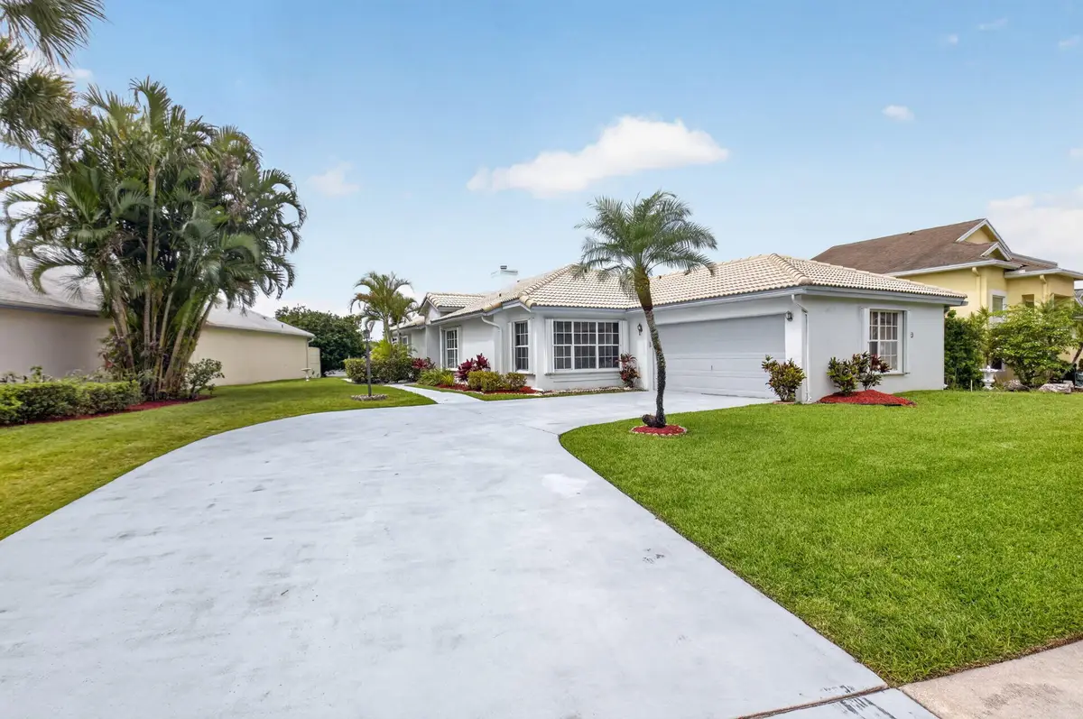 6413 Lansdowne Circle, Boynton Beach, FL 33472 - #1